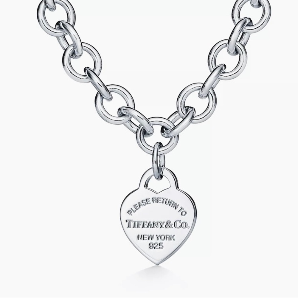Tiffany’s heart tag chain link necklace